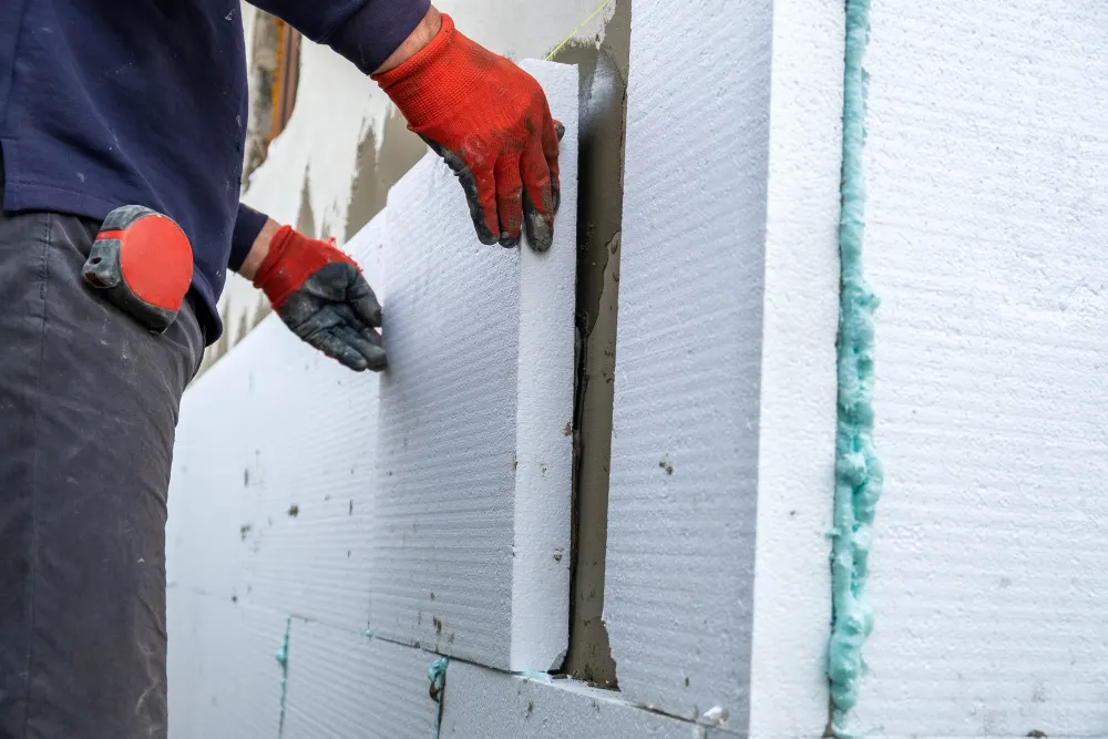 Choosing the Right EWI Installer in Birmingham for Listed Properties
